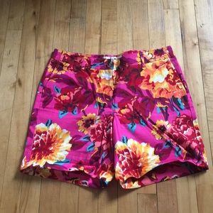 Isaac Mizrahi Shorts - vintage Isaac Mizrahi floral shorts Isaac Mizrahi Shorts - vintage Isaac Mizrahi floral shorts